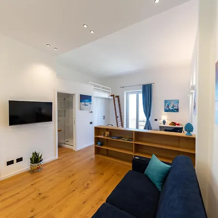 Amuni - Exclusive In Centro A Vista Mare By Biz *