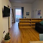 Amuni - Exclusive In Centro A Vista Mare By Biz Appartement *