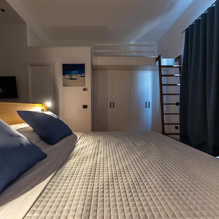 Lägenhet Amuni - Exclusive In Centro A Vista Mare Cefalù