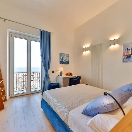 Amuni - Exclusive In Centro A Vista Mare Lägenhet *