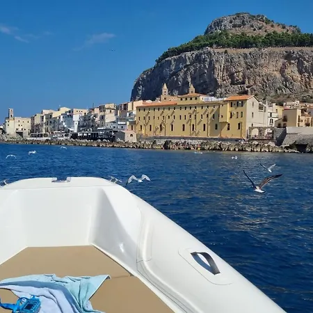Lägenhet Amuni - Exclusive In Centro A Vista Mare Cefalù