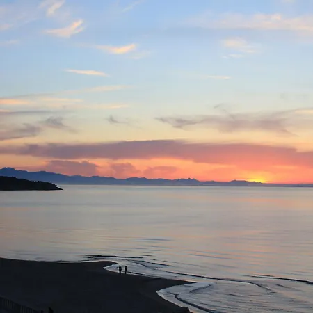 Amuni - Exclusive In Centro A Vista Mare By Biz Daire *