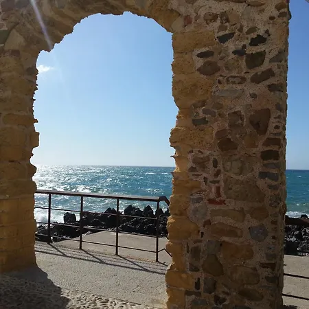 Amuni - Exclusive In Centro A Vista Mare By Biz Чефалу