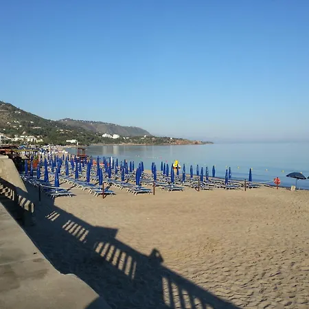 Amuni - Exclusive In Centro A Vista Mare Lägenhet Cefalù